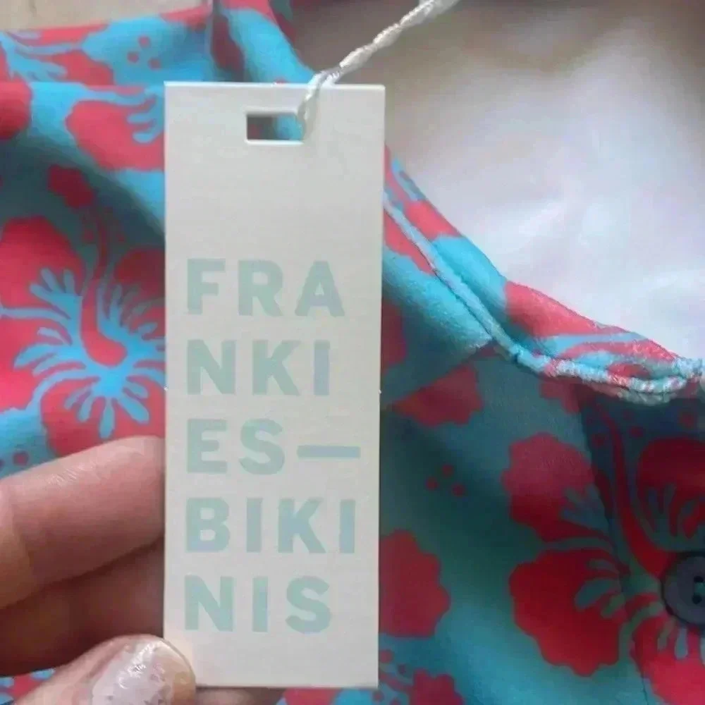 NWT Frankie’s Bikinis Nova Terry Floral Long Sleeve Button Up Blue Magic Sz S